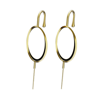 Halo ear cuffs in gold, a pair
